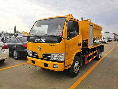 湖北清洗吸污車(chē)與吸糞車(chē)廠(chǎng)家 多利卡品牌解析